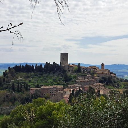 Casina Orione Leilighet Montecatini Val di Cecina Eksteriør bilde